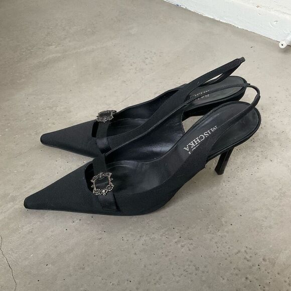 Badgely Mischka Jewel Emblem Slingback Heels - Picture 1 of 10